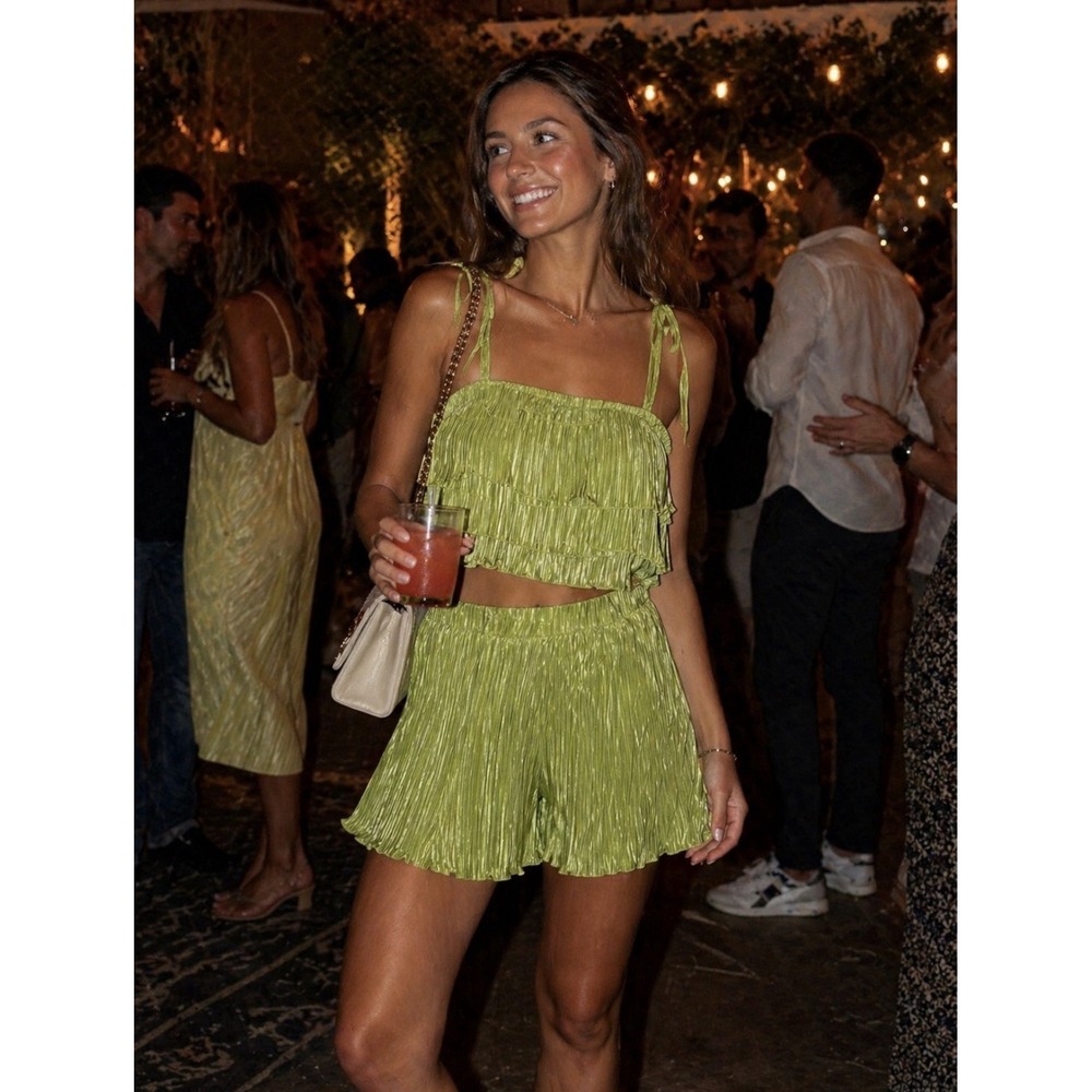WOMENS SHEIN CURVE GREEN  shimery 2 PC SHORTS & SLEEVELESS BLOUSE SET 1XL‎